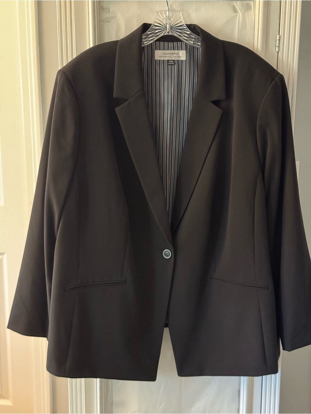 Tahari ASL Black Single-Button Notch Lapel Blazer Pinstripe Lining Size 24W